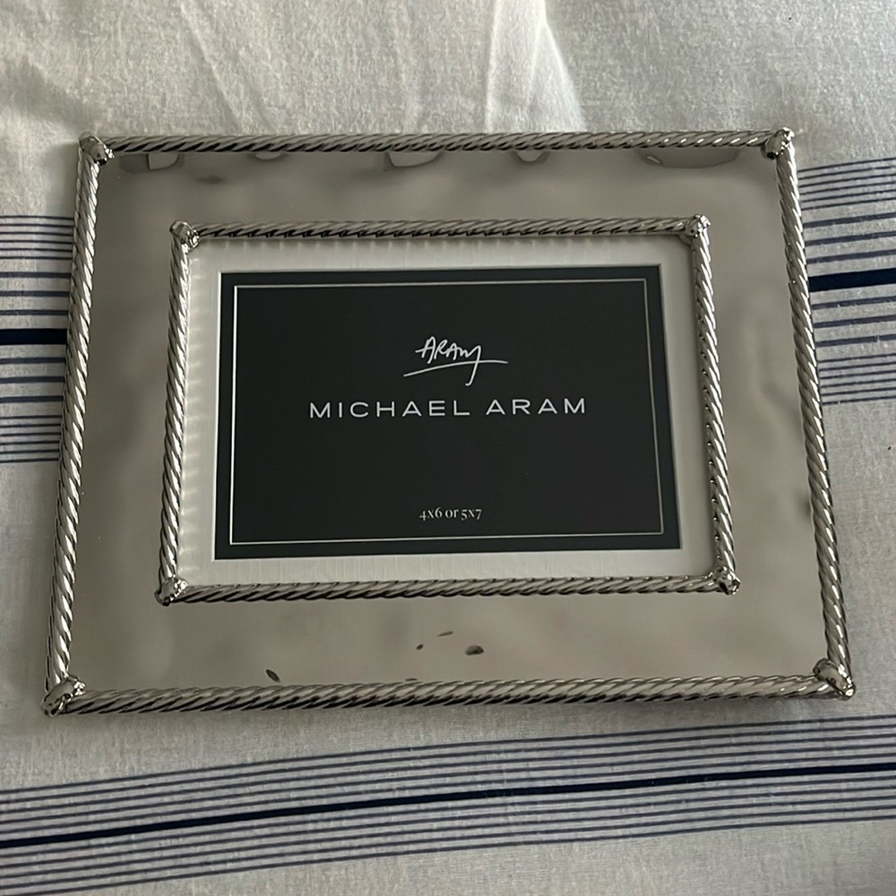 Michael Aram Twist Picture Frame 4x6/5x7
